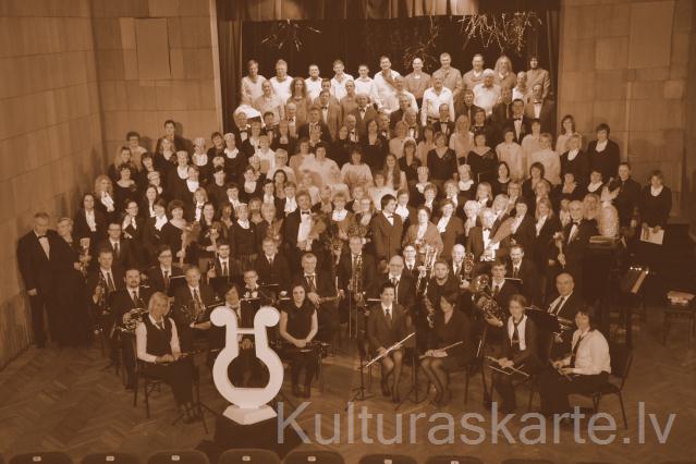 Lizuma jauktais koris 135 gadu jubilejas pasākumā